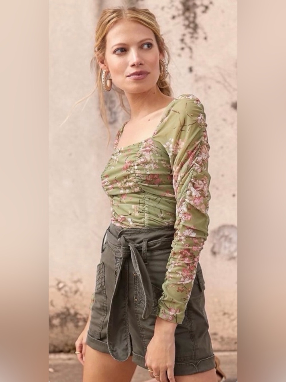 Maeve‎ by Anthropologie Olive Green Floral Ruched Long-Sleeve Top
